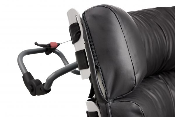 Cobi Cruise bariatrisk komfortkørestol pudelynlås