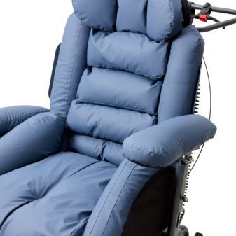 Kamille Komfortkørestol med armlæn i to højder