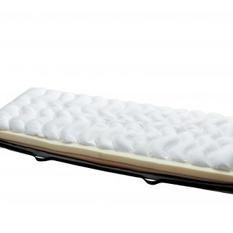 Cobi Sky madras med syede kanaler