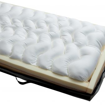 Cobi Sky madras med syede kanaler_close up