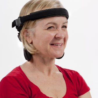 Dual nakkestøtte med pandebånd til voksne